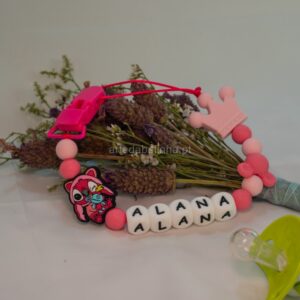 Prende Chucha Silicone Com Nome e Boneco Personalizados - 4197